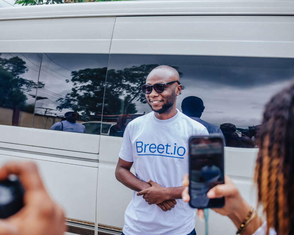 Tunmishe practising his speech before the delivery